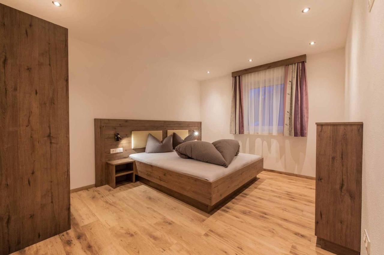 ניוסטיפט אים סטובאיטל Ferienhaus Gipfelblick מראה חיצוני תמונה