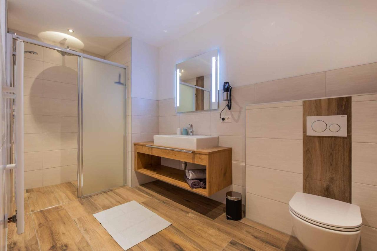 ניוסטיפט אים סטובאיטל Ferienhaus Gipfelblick מראה חיצוני תמונה